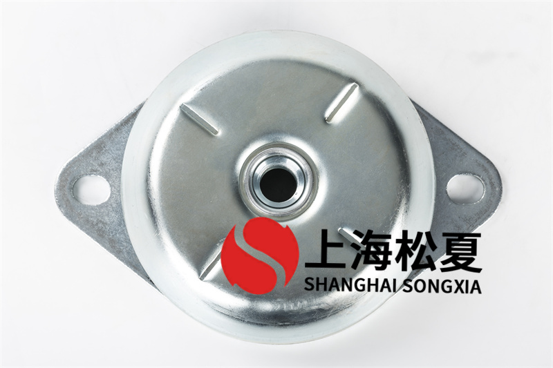 工程機械用橡膠<a href='http://m.02577.cn' target='_blank'><u>減震器</u></a>的制作方法技術領域